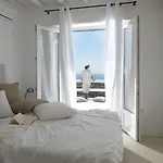 Prive 88 Mykonos Villa *